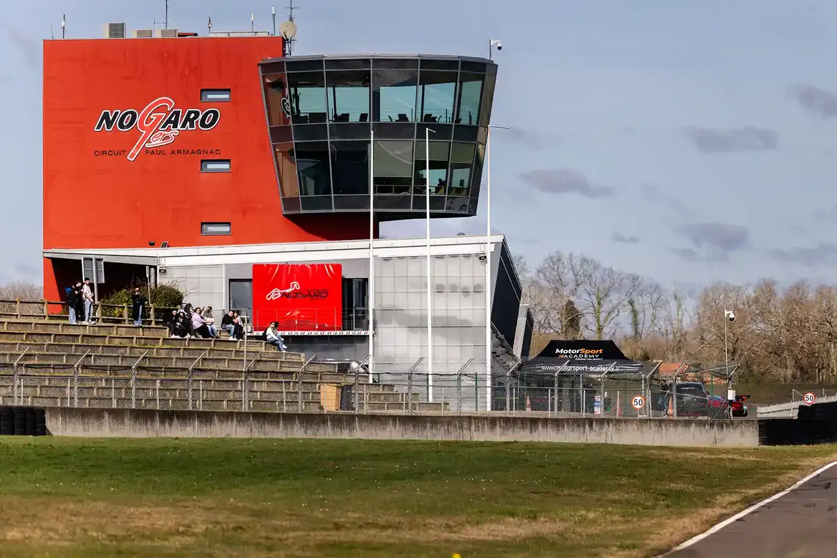 Stage de pilotage à Nogaro